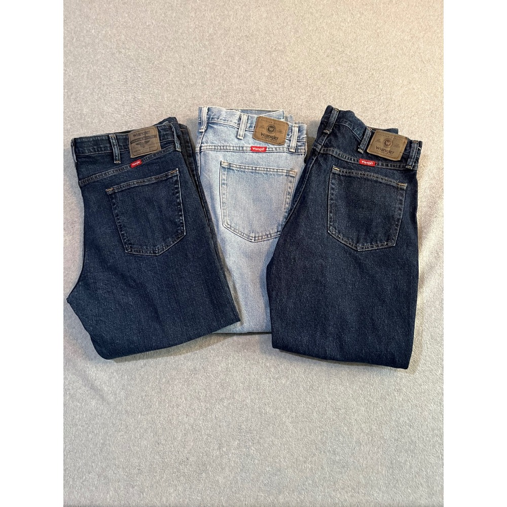Lot of 3 Wrangler Regular Fit Jeans Mens 36x26/27 Blue Denim Mixed Styles Bundle